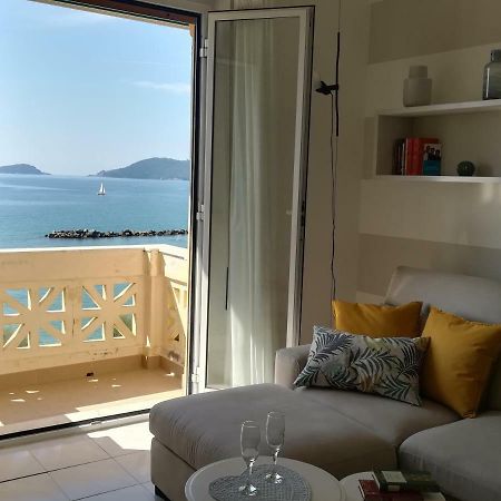 Il Faro Dei Poeti Apartment Lerici Bagian luar foto