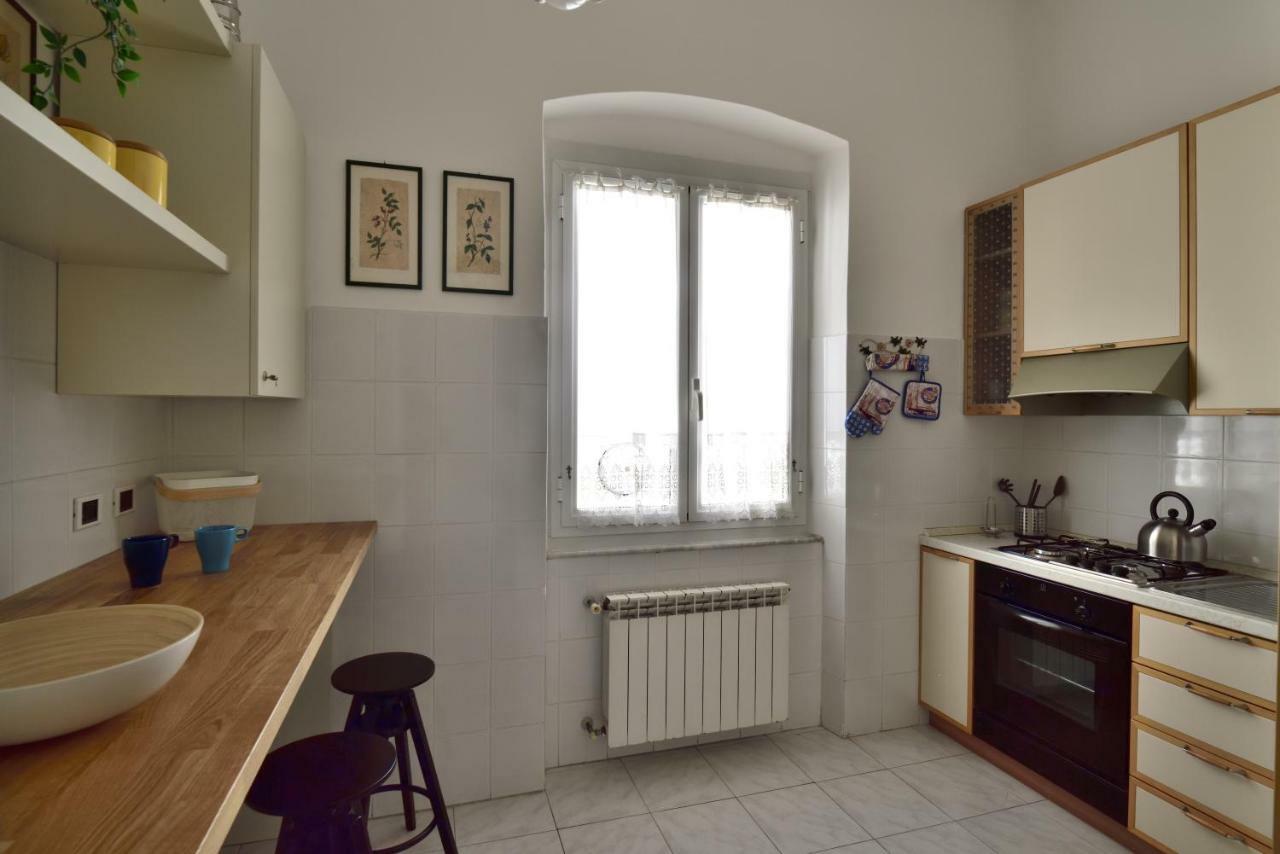 Il Faro Dei Poeti Apartment Lerici Bagian luar foto