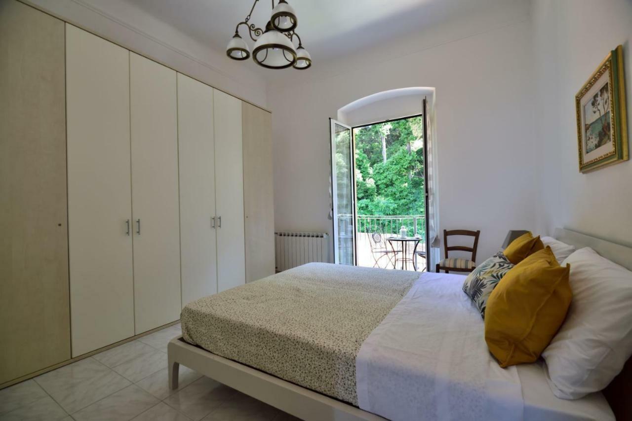 Il Faro Dei Poeti Apartment Lerici Bagian luar foto